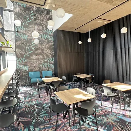 Noir - Smart Appart hôtel