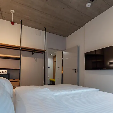 Aparthotel Noir