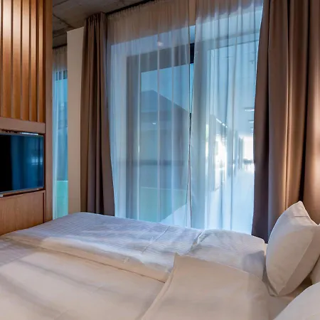 Noir Aparthotel 4*