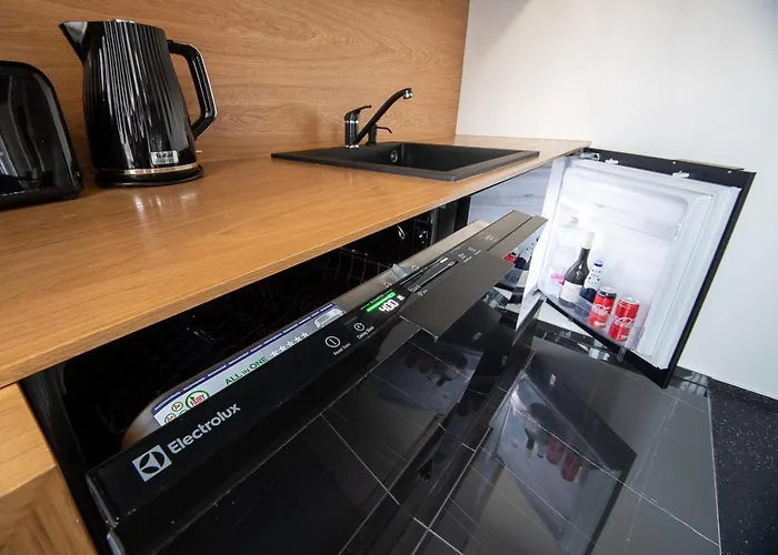 Lägenhetshotell Noir 4*